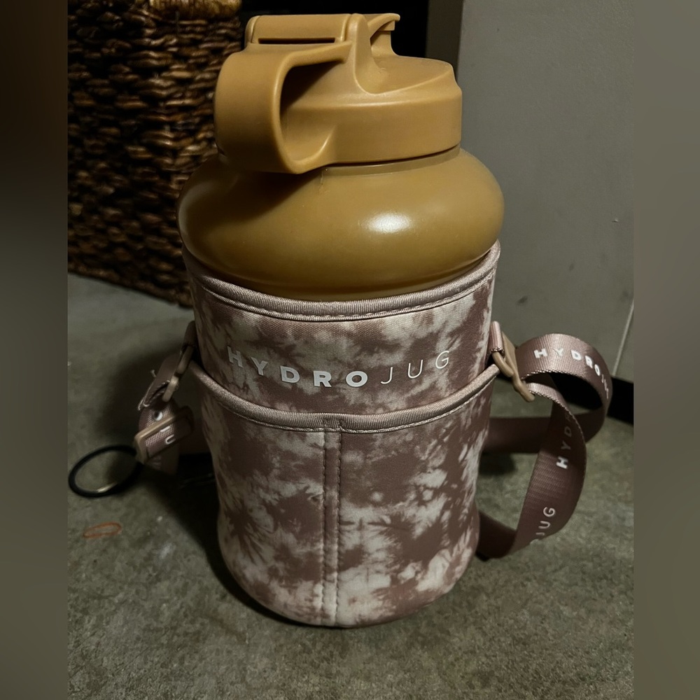 NWOT Hydrojug